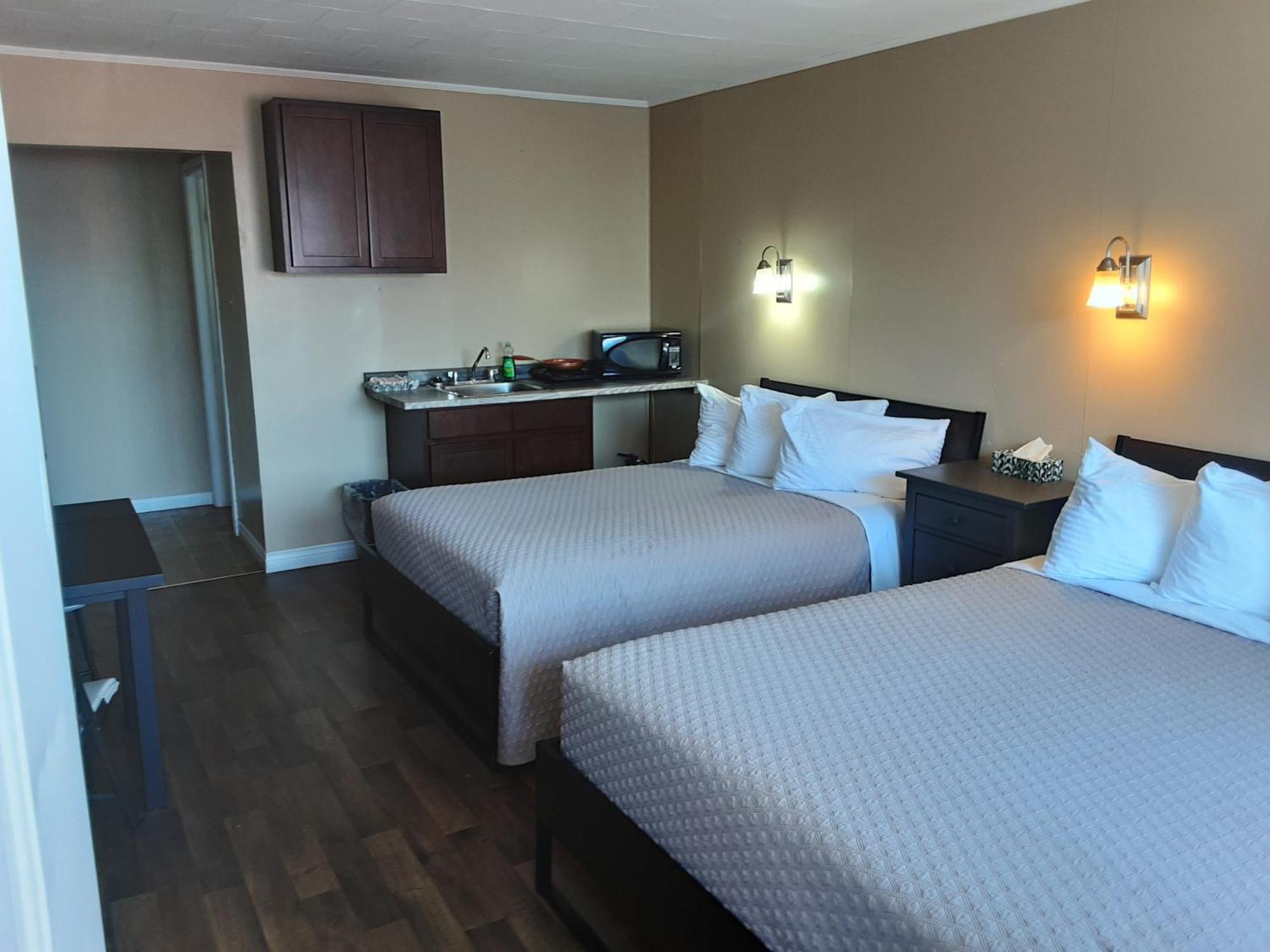 Berry'S Motel Труро Екстериор снимка